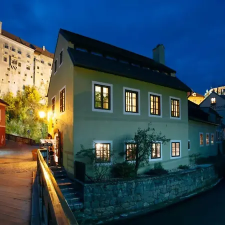 Albatros Guest house *